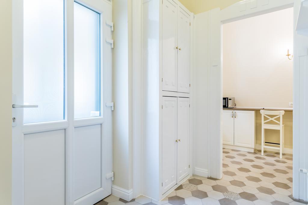 Appartamento Luxury & Antique Charm Budapest Esterno foto